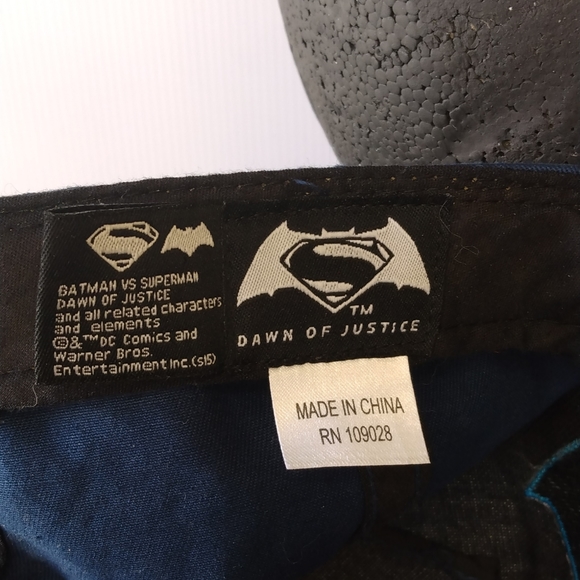 DC Comics Superheroes Cap - Picture 6 of 6